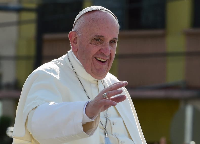 El papa exhorta a las fuerzas del orden a promover la reconciliación y la paz