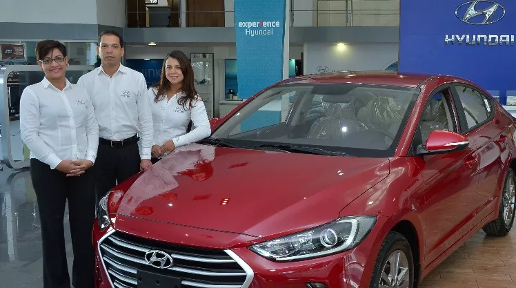 Magna presenta el Hyundai Elantra