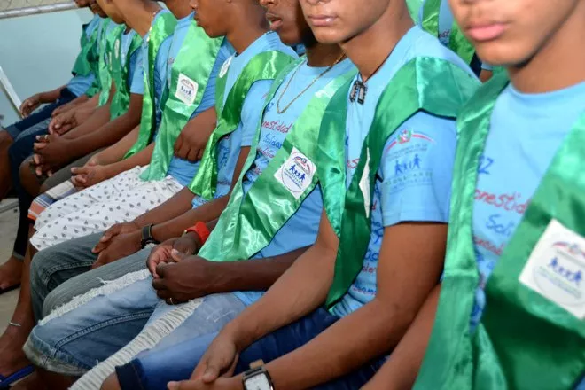 Vicepresidencia gradúa 145 adolescentes en 