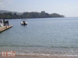 COE prohíbe uso de playas desde Montecristi hasta Samaná por vientos y oleajes