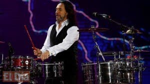 Marco Antonio Solís deleita al Festival de Viña con sus baladas melancólicas