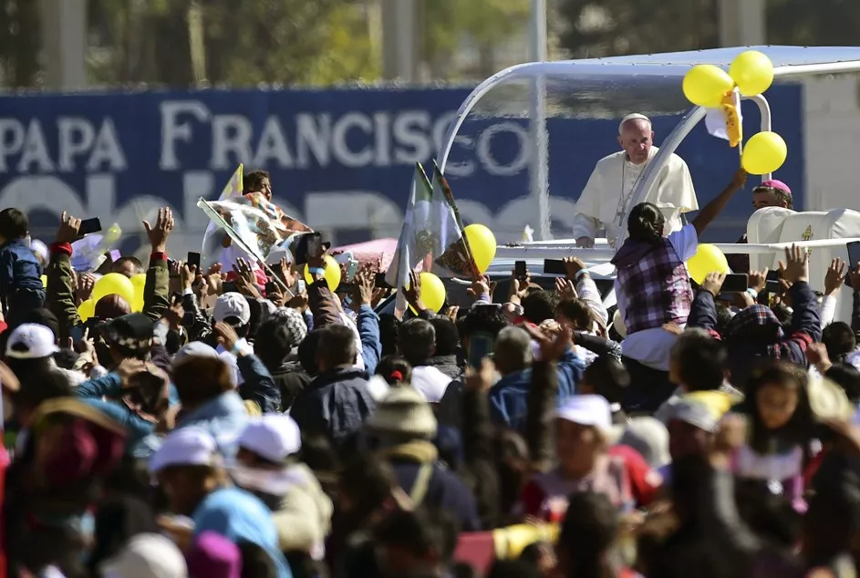 El papa visita Chiapas, el estado indígena menos católico y más pobre de México