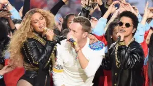 Beyoncé reina en el Super Bowl junto a Bruno Mars y Coldplay