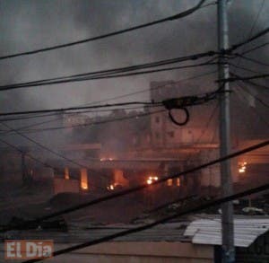 Al menos 40 heridos y varios desaparecidos al explotar planta de gas en Los Ríos