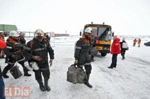 Seis muertos en una mina al intentar rescatar a 26 mineros en el Ártico ruso