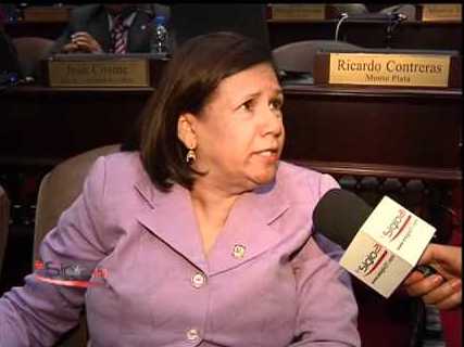 Miriam Cabral contradice a Leonel; dice decisión de primarias no necesita ser refrendada por las bases