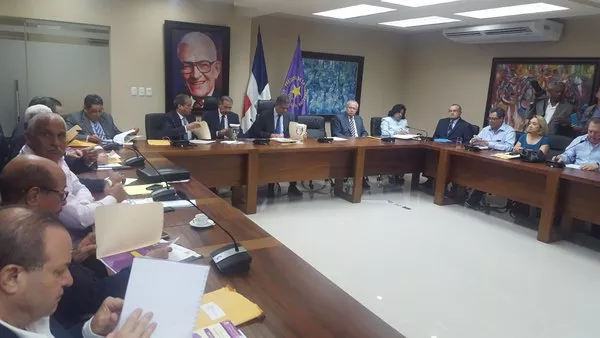 Inicia reunión del Comité Político del PLD