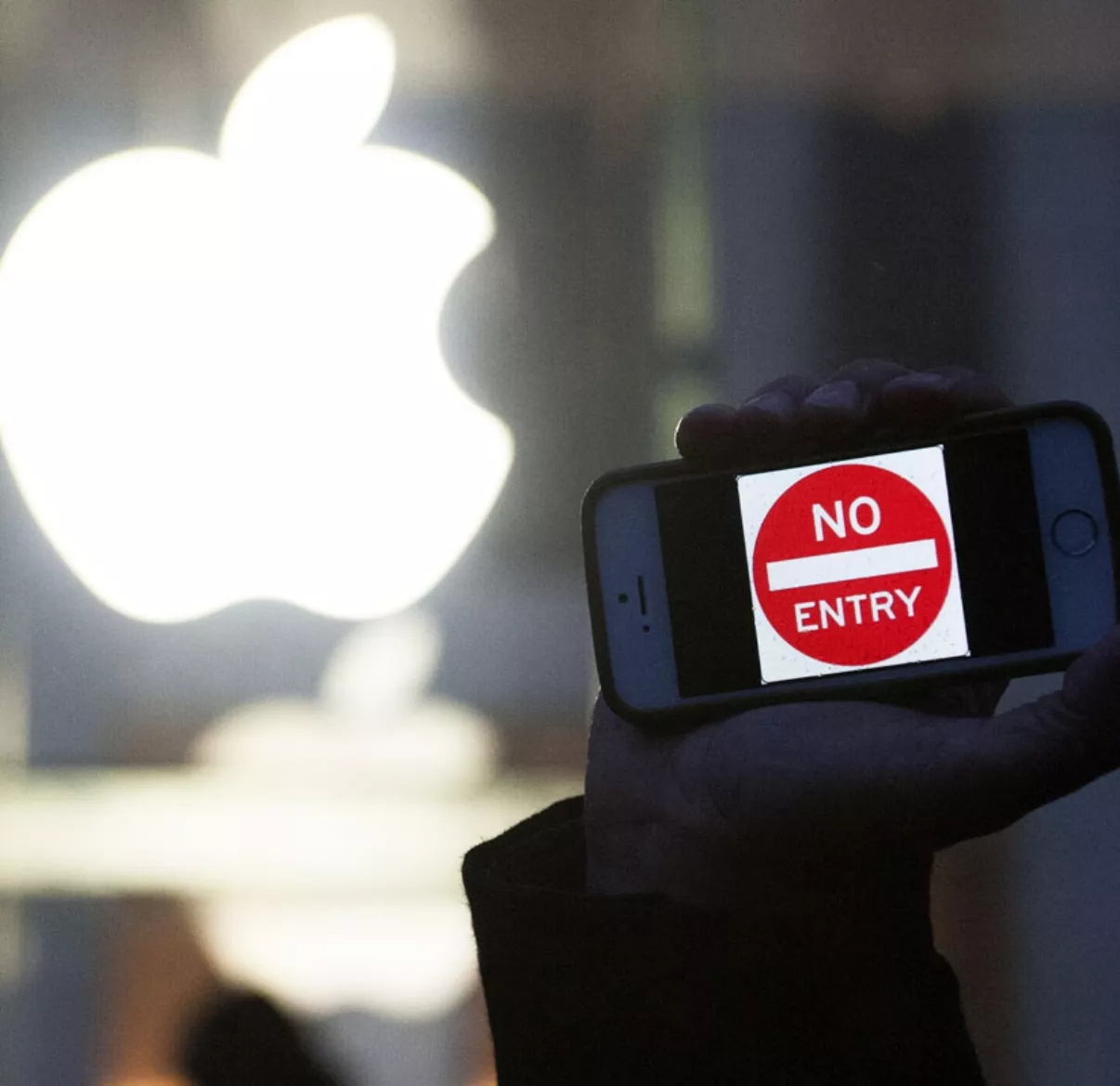 Apple choca con FBI y arriesga su  privacidad