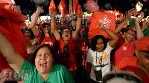 Miles participan en manifestaciones a favor de Lula y Dilma Rousseff