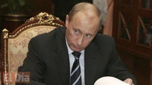 Rusia dice que Vladimir Putin es el «blanco» de los Papeles de Panamá y acusa a exagentes de la CIA