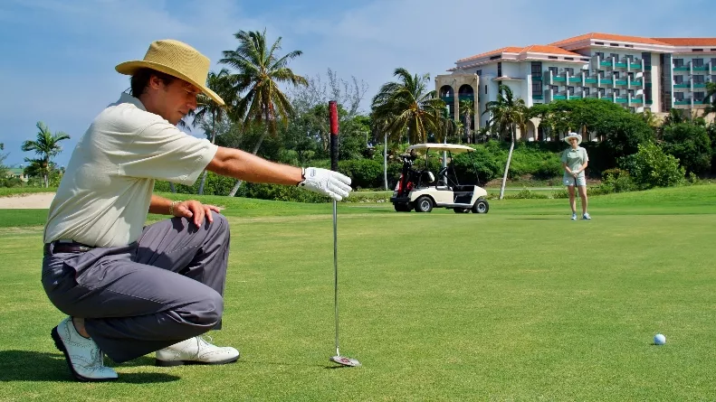 El juego de golf vuelve a Cuba