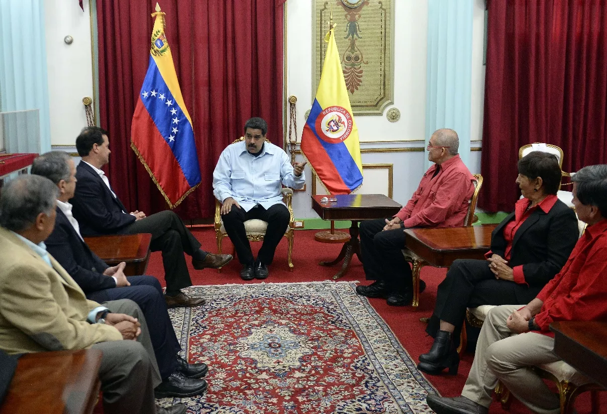 VENEZUELA-COLOMBIA-CONFLICT-ELN-PEACE-TANLKS