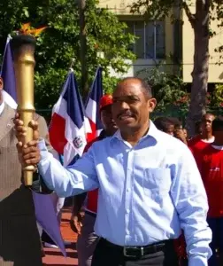 San Cristóbal recibe antorcha de los Juegos Escolares