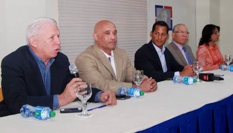 148 equipos participarán en torneo de béisbol escolar