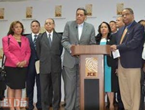 El PLD y PRM inscribieron ayer sus candidaturas presidenciales