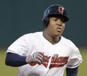 Indios de Cleveland extiende contrato con dominicano José Ramírez