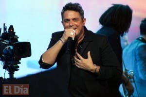 Alejandro Sanz dice que no tiene ventaja sobre otros coaches