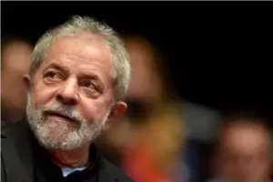 Lula dice que 2019 será un año de resistencia y que no bajará la cabeza