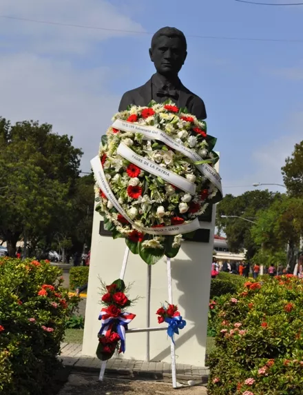 UASD conmemora el natalicio del patricio Francisco del Rosario Sánchez