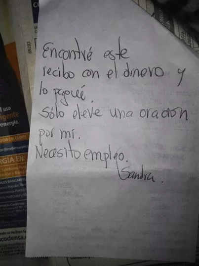 Perdió el dinero para pagar la luz y luego encontró la cuenta pagada y una nota que se volvió viral