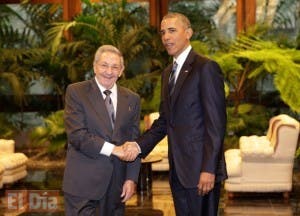 Raúl Castro recibe al presidente de EE.UU, Barack Obama en el Palacio de la Revolución