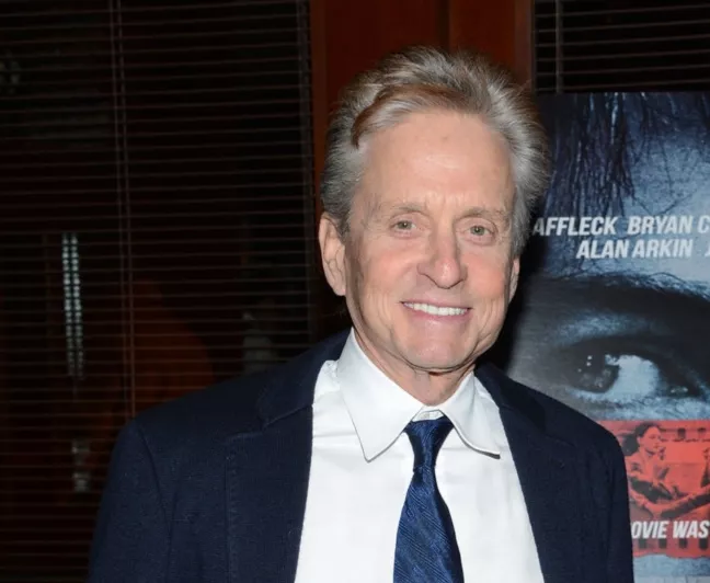 silueta Michael Douglas,p01