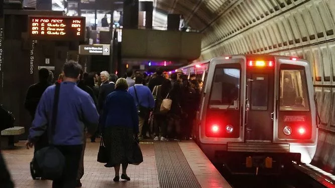 Cierran el Metro de Washington para inspección de seguridad