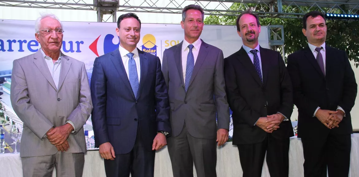 Carrefour inaugura planta