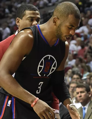 Chris Paul se fractura un hueso de la mano