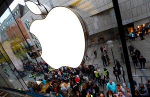 Apple anuncia la primera caída trimestral de ventas de iPhone