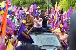 Danilo Medina: «Al otro candidato le dicen febrero porque no llega a 30»