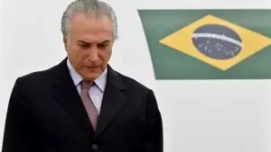 Temer, cercado por corrupción, no convence del cambio en primer mes en poder