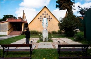 Uruguay: Estatua de la virgen provoca controversia