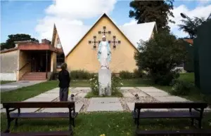 Uruguay: Estatua de la virgen provoca controversia