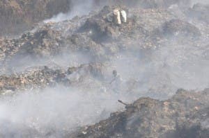 Salud Pública afirma hospitales están alerta por humo vertedero Haina