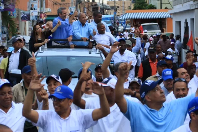 Luis Abinader promete obras en municipio Santo Domingo Este