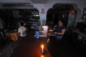 Semana laboral será de 2 días en Venezuela por crisis eléctrica