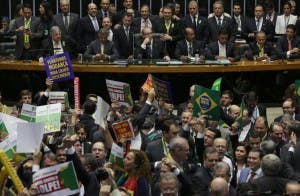 Cámara baja de Brasil inicia votación sobre el juicio político a Rousseff