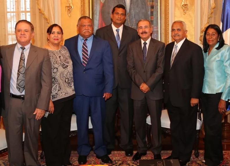 28_Nacionales_25_05,p01