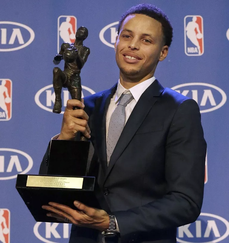 ¡Unánime! Stephen Curry es Jugador Más Valioso de NBA