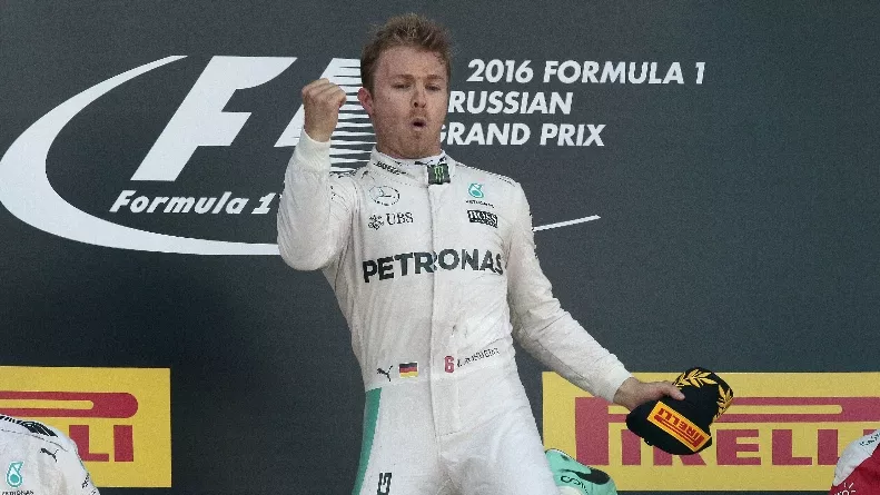 Mercedes no favorece Rosberg