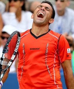 Víctor Estrella consigue la primera victoria dominicana en Roland Garros