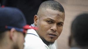 Torpedero dominicano Erick  Aybar firma contrato de ligas menores con los Mellizos