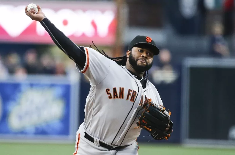 Johnny Cueto mantiene estelaridad en Gigantes de San Francisco