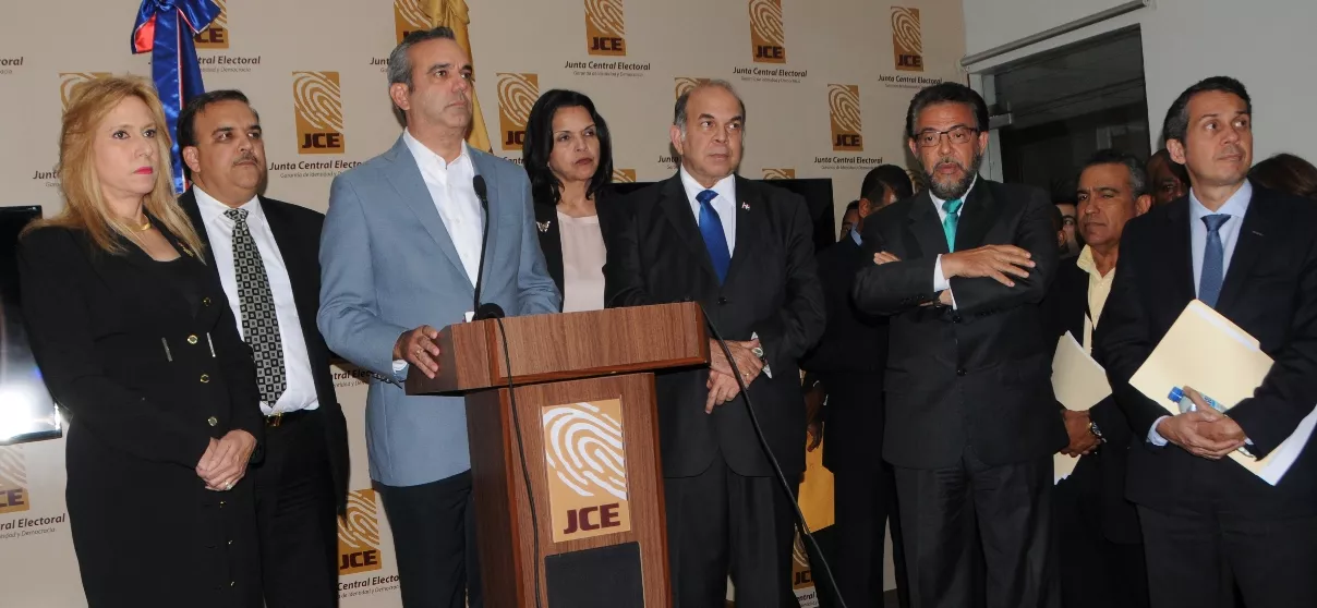 8_Nacionales_17_02,p01