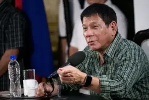 Duterte amenaza con lanzar desde un helicóptero a funcionarios corruptos