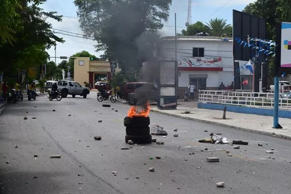 Siguen las protestas por lentitud de resultados electorales