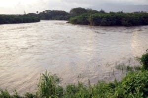 Recuperan cadáver del otro adolescente ahogado en el río Yaque