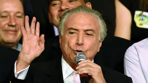 Presidente interino de Brasil anuncia gabinete con nueve partidos y sin ninguna mujer