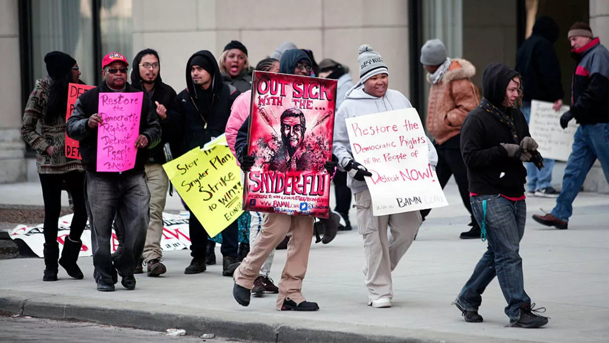 Cierran 87 escuelas de Detroit por protesta de maestros